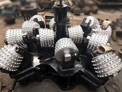 反井鑽機擴孔鑽頭