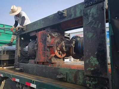 反井鑽機維修前