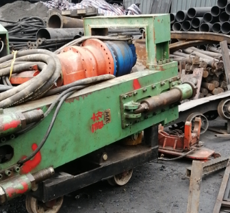 青海LM200型反井鑽機豎井和斜井施工