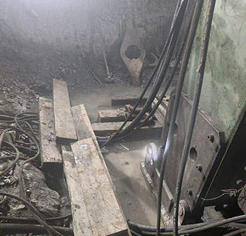 1.5米直徑通風孔反井鑽機施工多少錢？