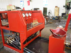 反井鑽機（天井鑽機）