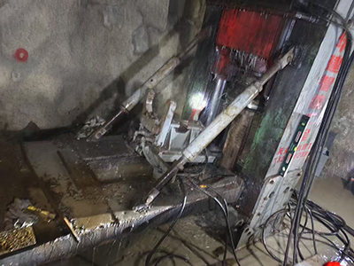 礦山反井鑽機施工